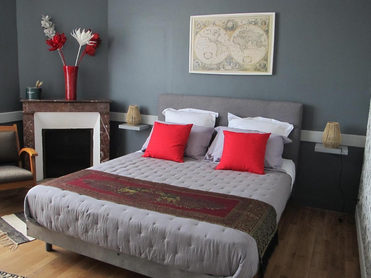 Le104Bis Bed & Breakfast ปัวติเยร์ ภายนอก รูปภาพ