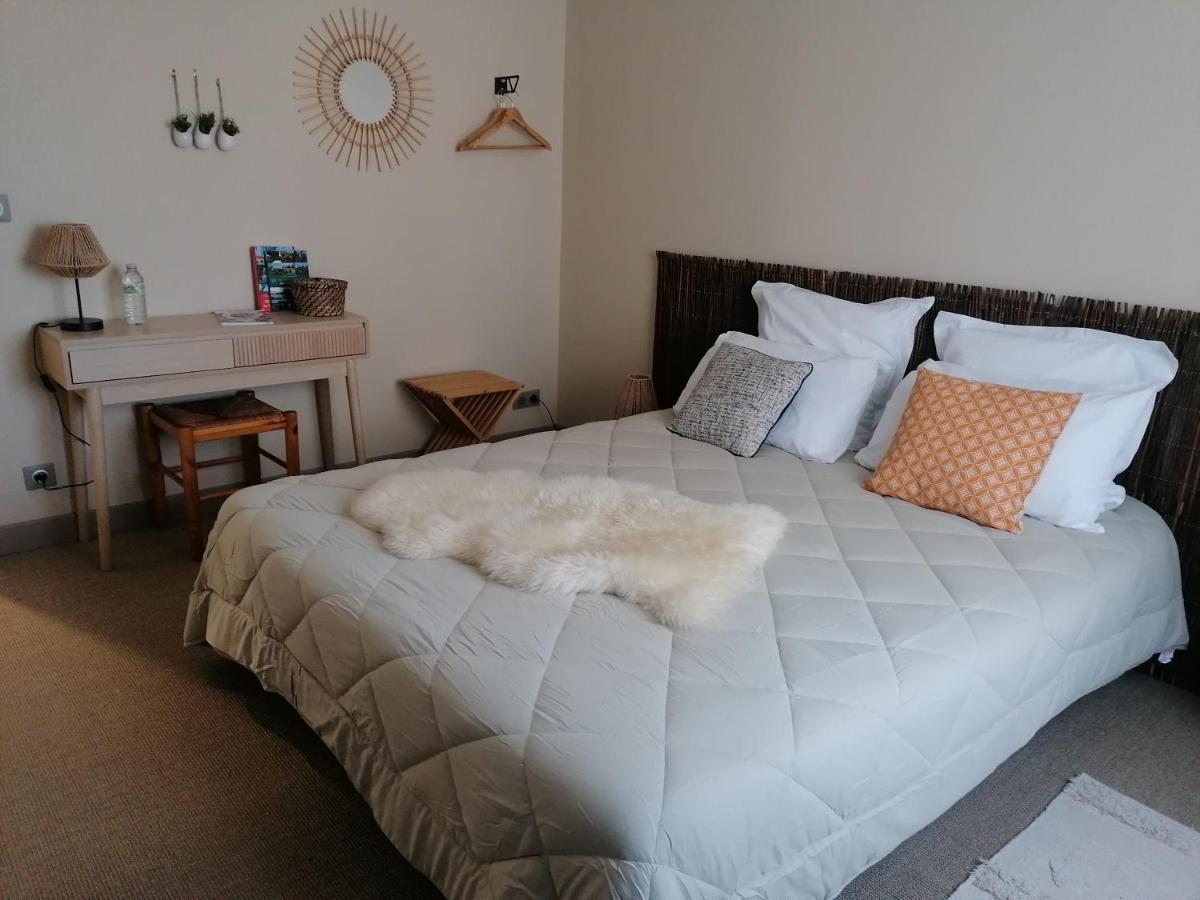 Le104Bis Bed & Breakfast ปัวติเยร์ ภายนอก รูปภาพ